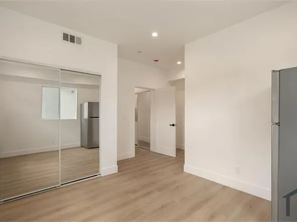 1571 Ricardo St, Los Angeles, CA