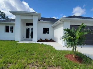 3213 41st St SW, Lehigh Acres, FL 33976