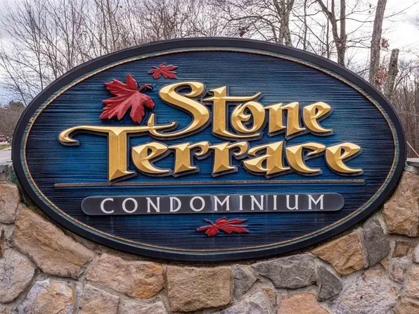 265 Edward J Roy Drive #225, Manchester, NH 03104