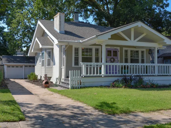 3323 Chatfield Pl, Wichita, KS 67208