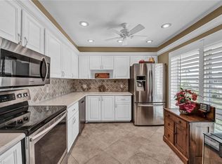 158 Lollypop Ln APT 4, Naples, FL 34112