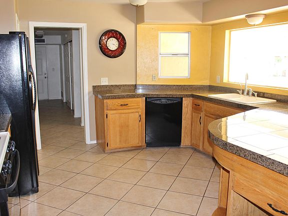 3rd image of 6315 E Sweetwater Ave