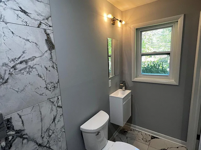1681 Camperdown Cir — Photo 18