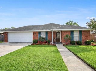 640 Meursault Dr, Kenner, LA 70065