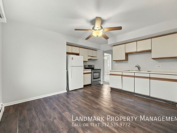 3rd image of 448 Lincoln Ln APT 2S