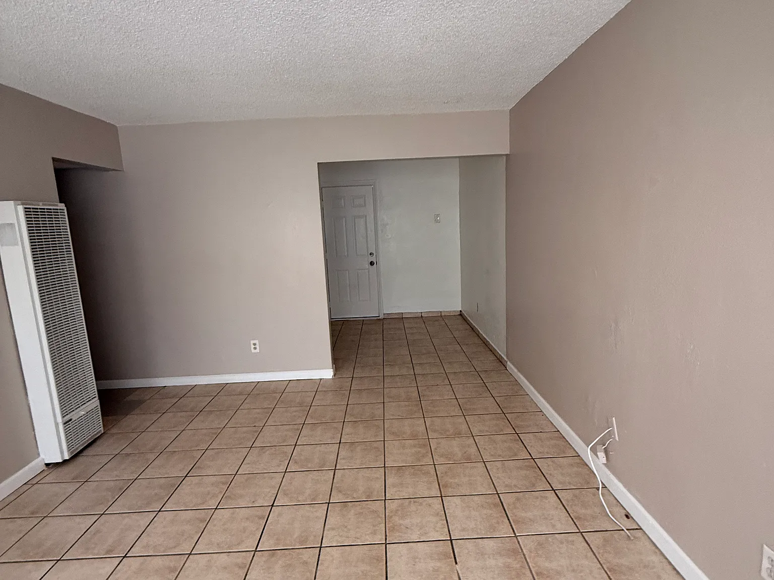 1 bed, $1,000 — Photo 1