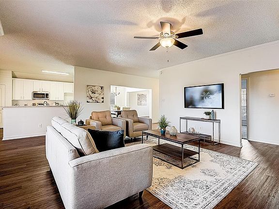 2nd image of 747 Eagle Lake Ct