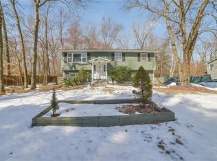 260 W Clarkstown Rd, New City, NY 10956