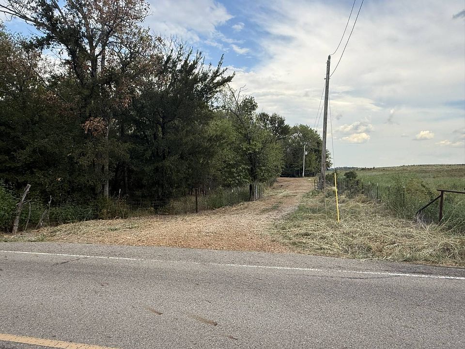 1st image of 875 N 4230th Rd