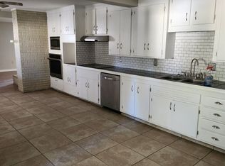 644 Grove St NE, Albuquerque, NM 87108