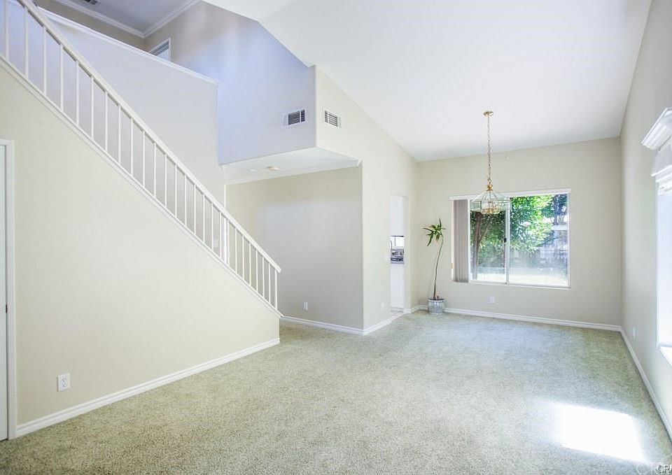 1st image of 4167 Thatchbury Dr