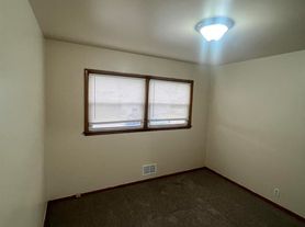 7125 W Appleton Ave, Two bed One bath