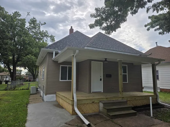 513 S Chicago Ave, Hastings, NE 68901