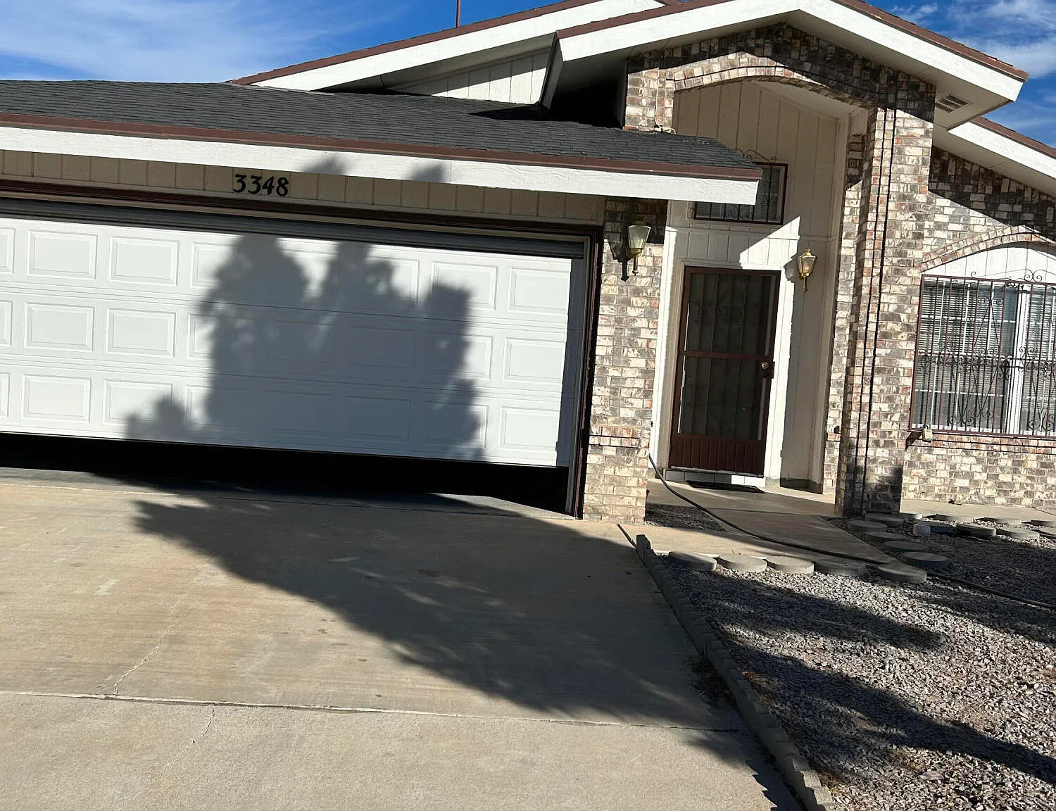 3 bed, 2.0 bath, 1282 sqft, $1,400 — Photo 3