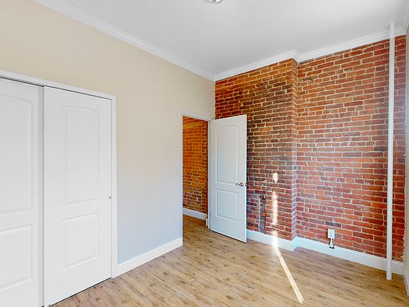 4th image of 317 E 83rd St APT 4FE