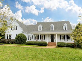 645 Meadow Ridge Ln, Manakin Sabot, VA 23103