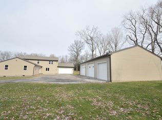 4564 Kennedy Rd, Lowellville, OH 44436