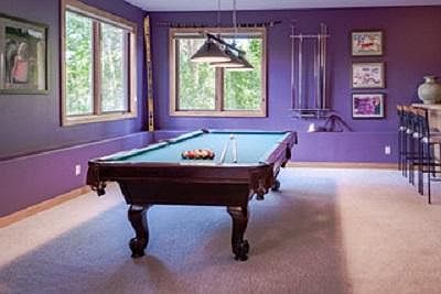 8' table, 1" slate, wooden scoring beads, cue rack, ready for fun