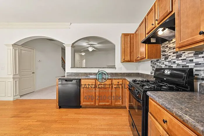 6185 Elmshorn Way — Photo 14