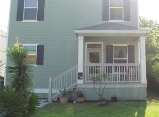 1014 37th St, Galveston, TX 77550