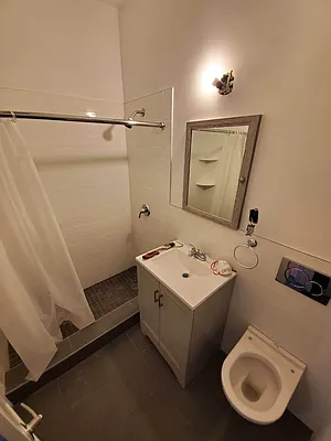 Rented by Bond New York | media 15