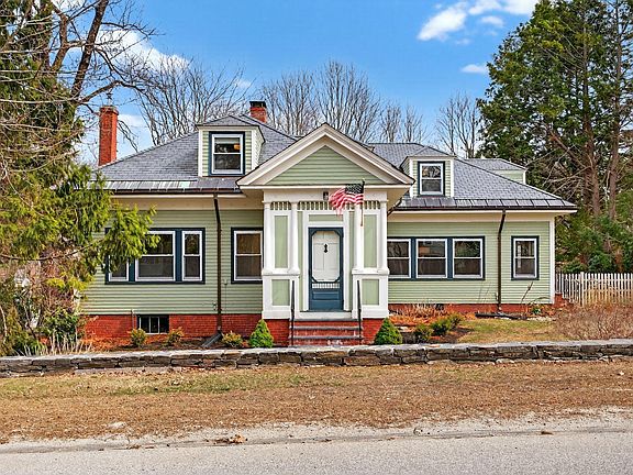 3rd image of 93 Foreside Road