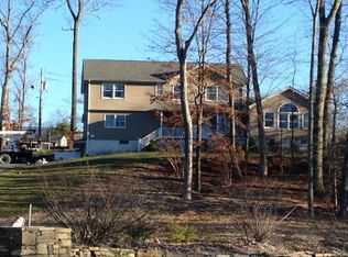 14 Sands Rd, Middletown, NY 10941