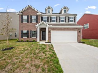 1512 Arrowhead Dr, Piqua, OH 45356