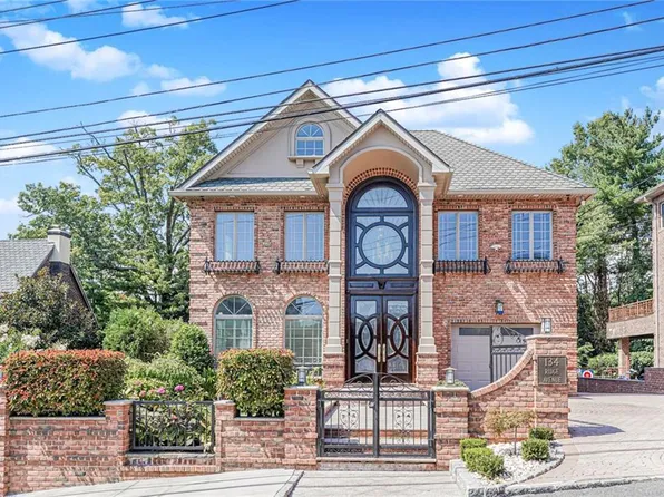 134 Ridge Ave, Staten Island, NY 10304