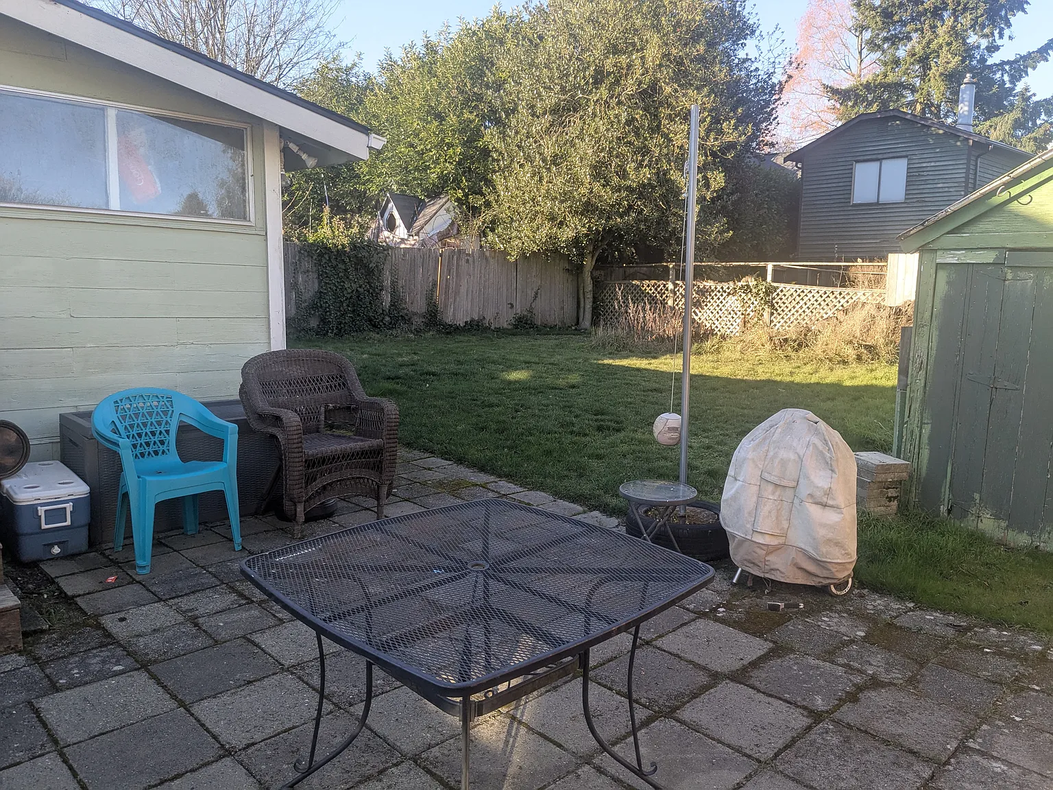 3 bed, 950 sqft, $2,995 — Photo 2