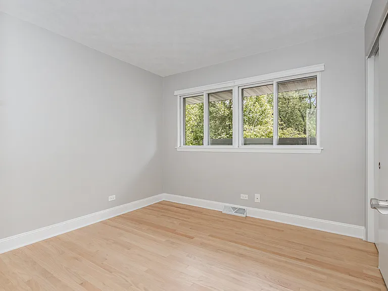 29 Robin Hill Dr — Photo 5