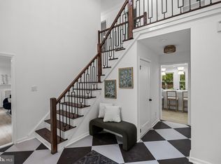 1 Dickson Dr, Medford, NJ 08055