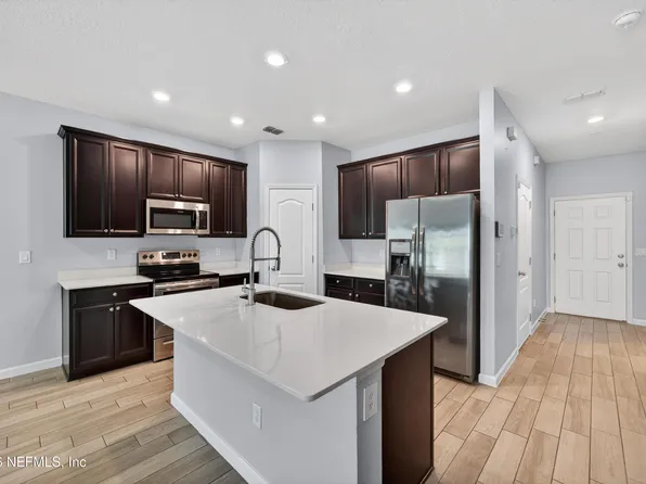 12678 Josslyn Ln, Jacksonville, FL 32246