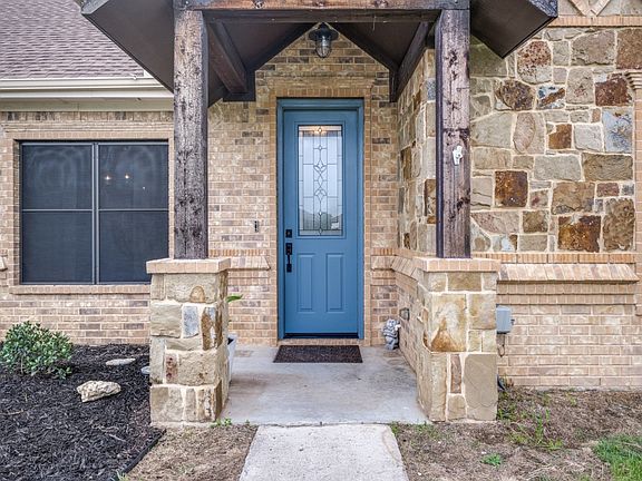 2nd image of 4709 Prairie Hill Ct