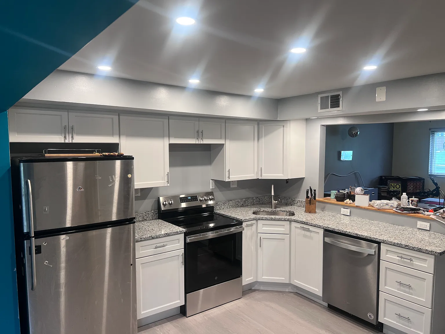 4 bed, 1919 sqft, $3,900 — Photo 2