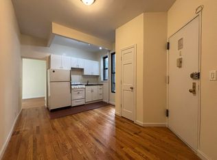 217 E 22nd St APT 21, New York, NY 10010