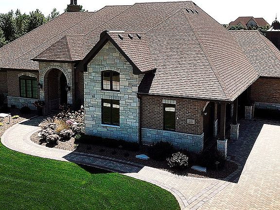 5th image of 11257 Chimay Ct