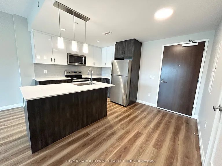 28 Westhill Dr #LL02 — Photo 3