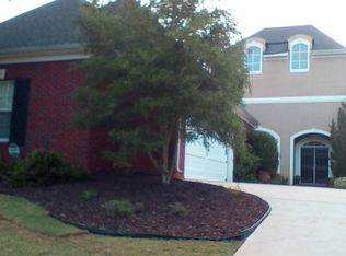 104 Crown Ct, Peachtree City, GA 30269