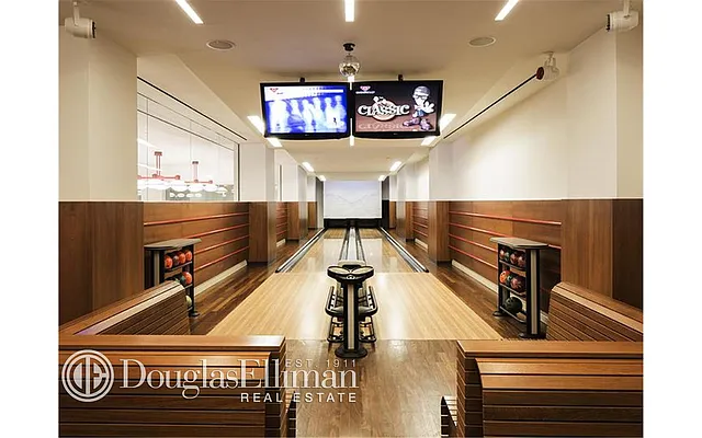 Rented by Douglas Elliman | media 64