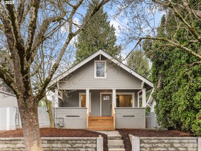 9525 N Burr Ave, Portland, OR, 97203