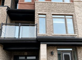 5000 Connor Dr #21, Lincoln, ON L3J 0T4