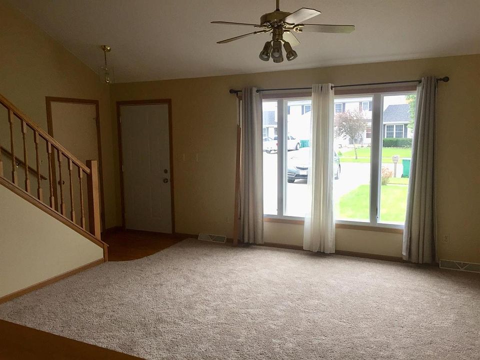 1st image of 584 Dove Ln