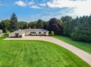 3117 Springbrook Rd, Pleasant Prairie, WI 53158