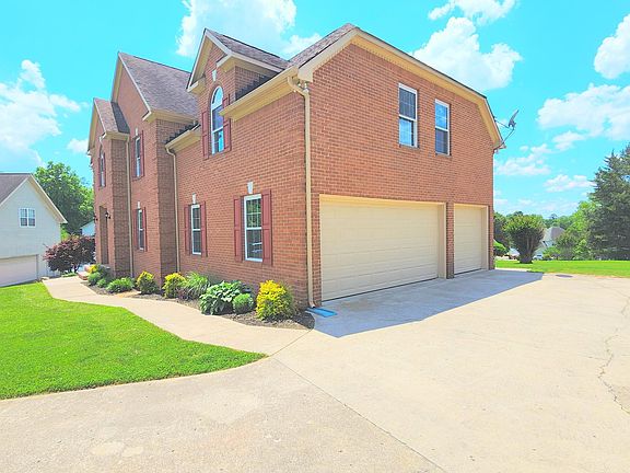 3rd image of 5405 Calibur Ln