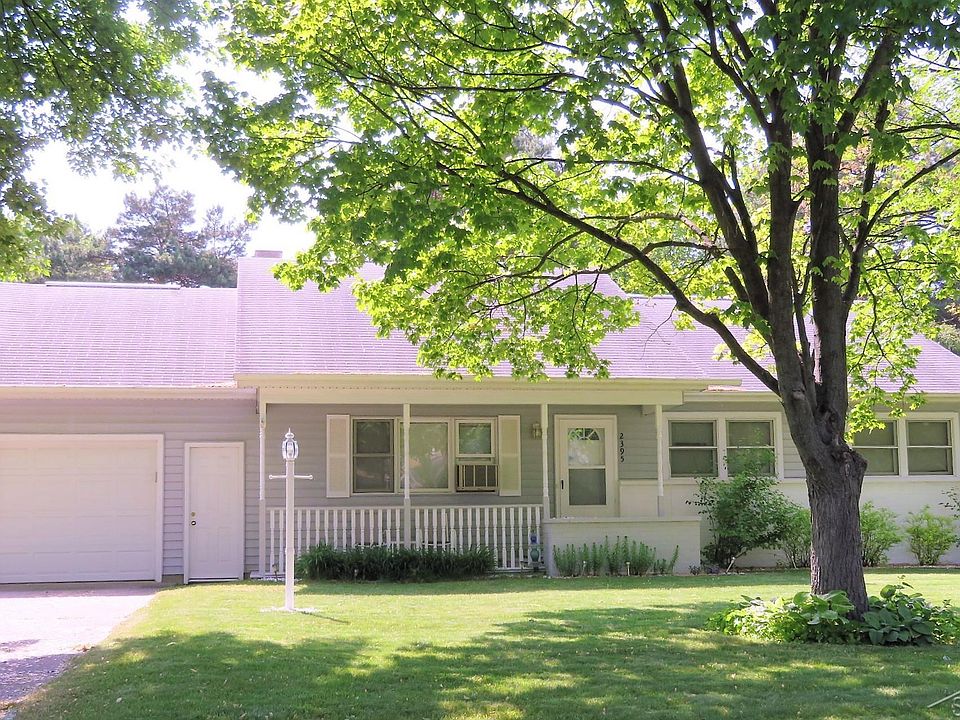 1st image of 2395 Richard Ave