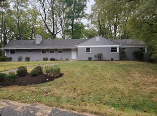 215 Careybrook Ln, Oxon Hill, MD