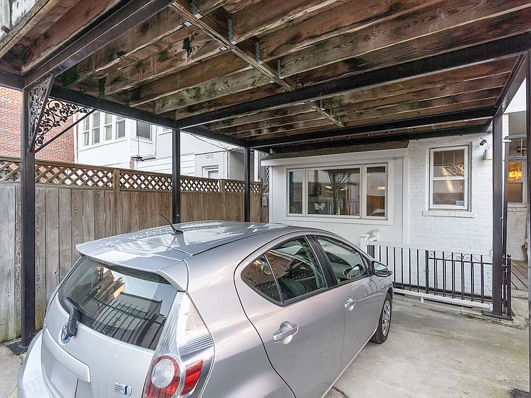2650 Woodley Pl NW — Photo 19