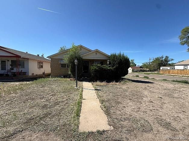1st image of 1026 W 16th Street