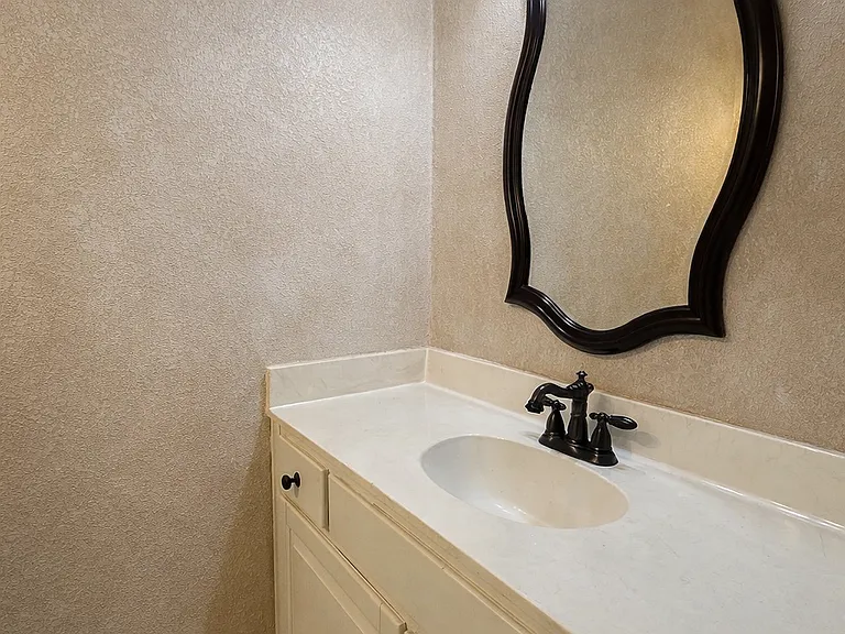 3208 Hampton Rd — Photo 14